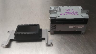 2016 Ford Mustang OEM Radio Display Unit w/ Radio Receiver GR3T-18B955-CD