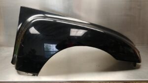 SCRATCH 2003-2006 Chevrolet SSR OEM Right Passenger Front Fender Black 15773730