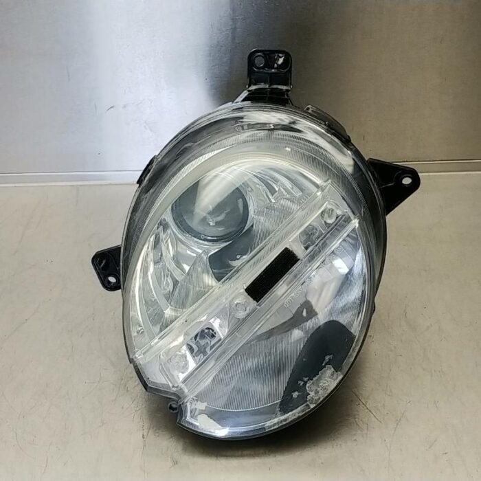2003-2006 Chevrolet SSR OEM Left Driver Headlight Lamp 15110117