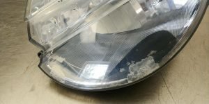 2003-2006 Chevrolet SSR OEM Left Driver Headlight Lamp 15110117