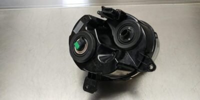 2003-2006 Chevrolet SSR OEM Left Driver Headlight Lamp 15110117