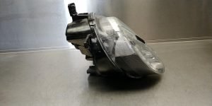 2003-2006 Chevrolet SSR OEM Right Passenger Headlight Lamp 15110118