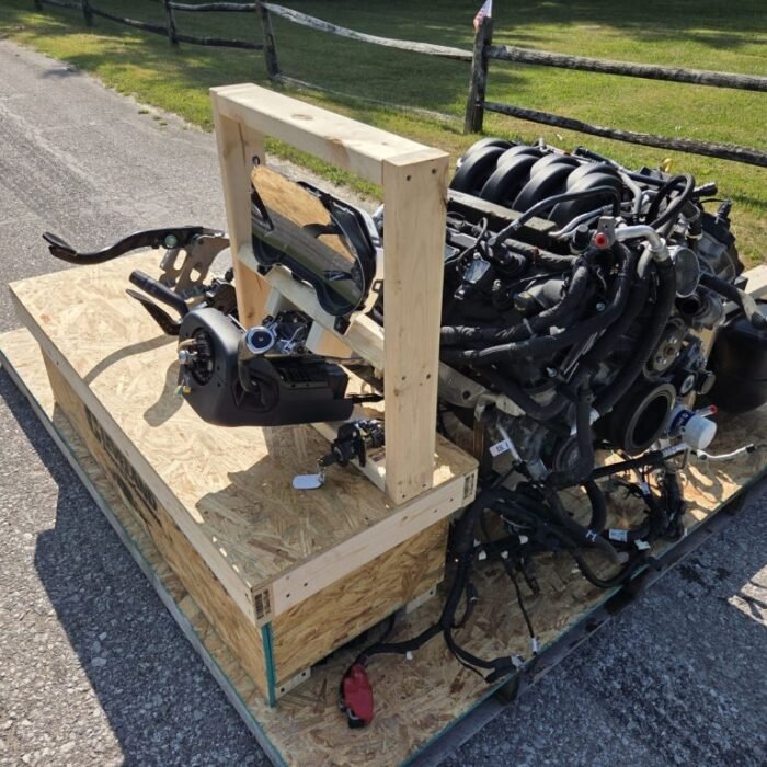 2022 Ford F150 5.0L Coyote Engine & 10 Speed Auto Trans 4X4 Turn Key Pallet 28K MILES