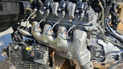 25-049-10-1024x577 2022 Silverado 6.2L L87 Engine 10 Speed Auto Trans Transfer Case 4×4 Turn Key Pallet 28k Miles