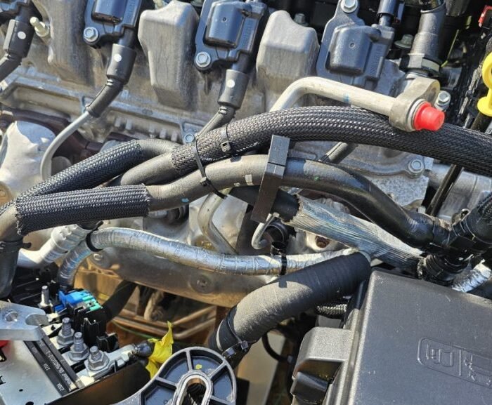 25-049-12-1024x577 2022 Silverado 6.2L L87 Engine 10 Speed Auto Trans Transfer Case 4×4 Turn Key Pallet 28k Miles