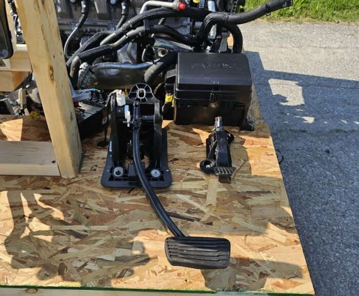 25-049-14-1024x577 2022 Silverado 6.2L L87 Engine 10 Speed Auto Trans Transfer Case 4×4 Turn Key Pallet 28k Miles