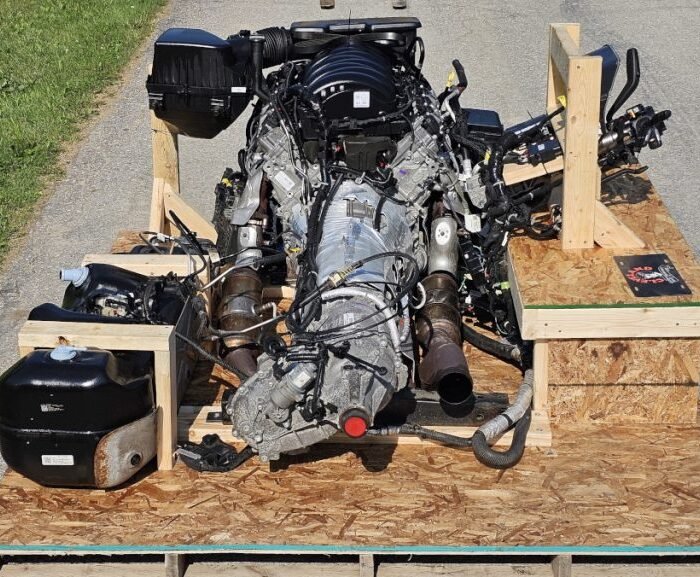 25-049-6-1024x577 2022 Silverado 6.2L L87 Engine 10 Speed Auto Trans Transfer Case 4×4 Turn Key Pallet 28k Miles